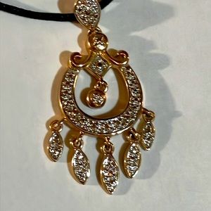 👁️‍🗨️Pendent and necklace👁️‍🗨️